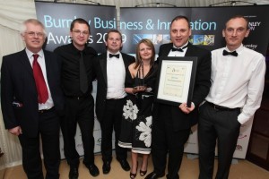 Pi gana el Premio a la Innovación en los Burnley Business Awards.